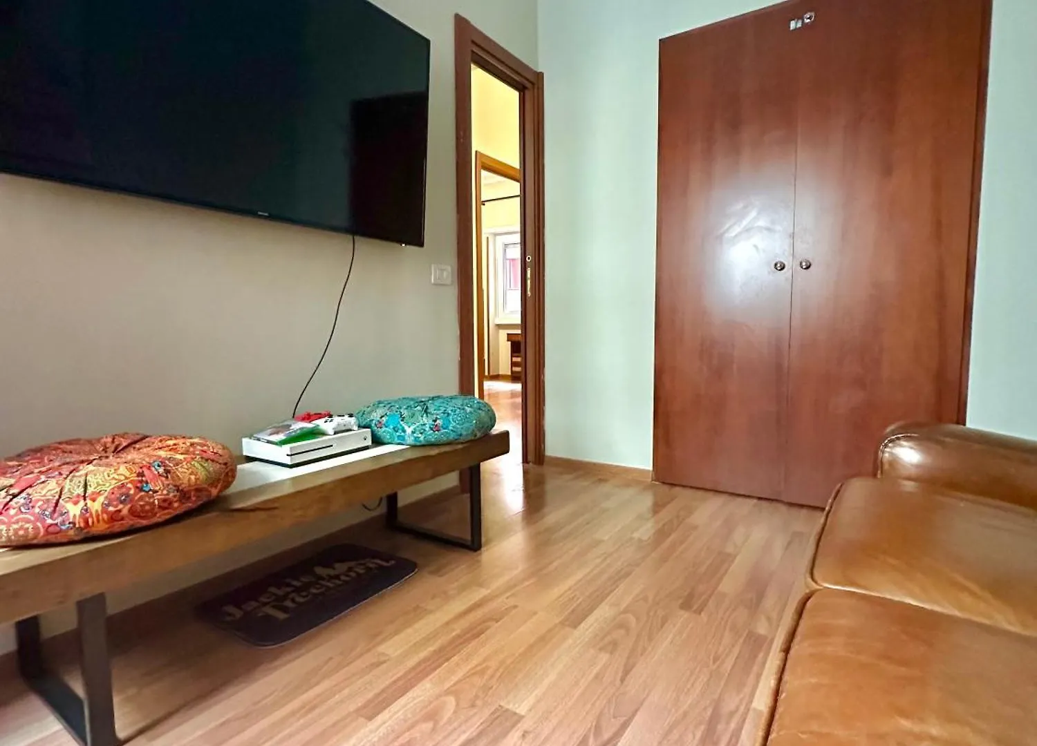Apartment Dude House - Spacious New Flat Near Metro A Station Rome