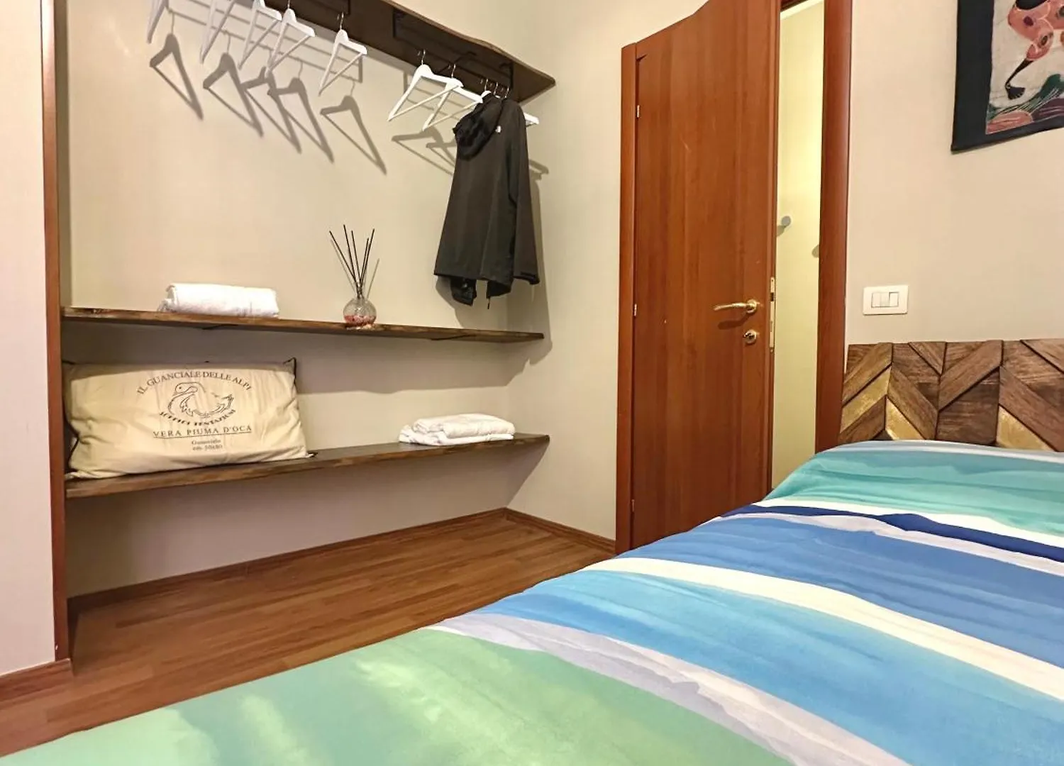 Dude House - Spacious New Flat Near Metro A Station Rome Apartment